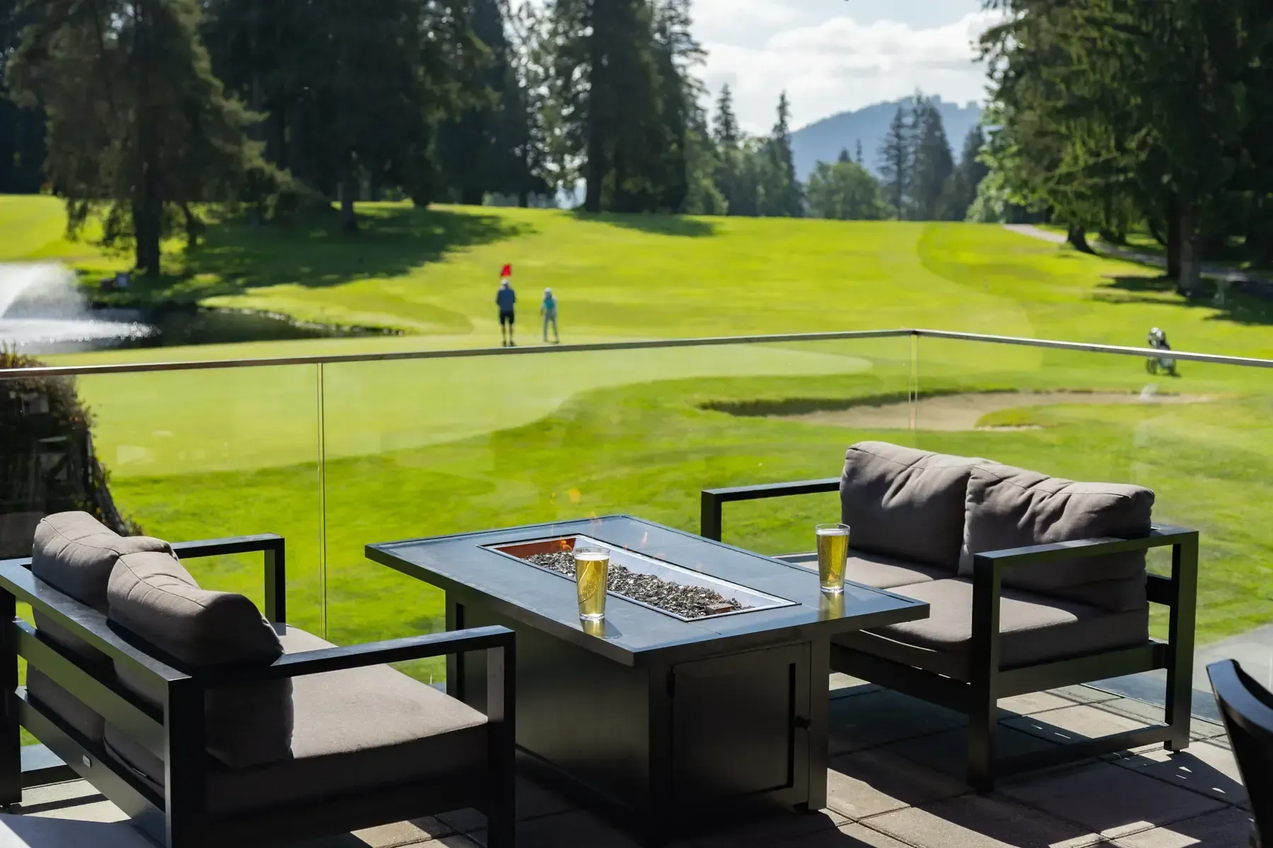 Seymour-Dining-Patio